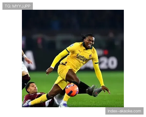 伤病报告：AC米兰前锋莱奥预计将伤缺三周